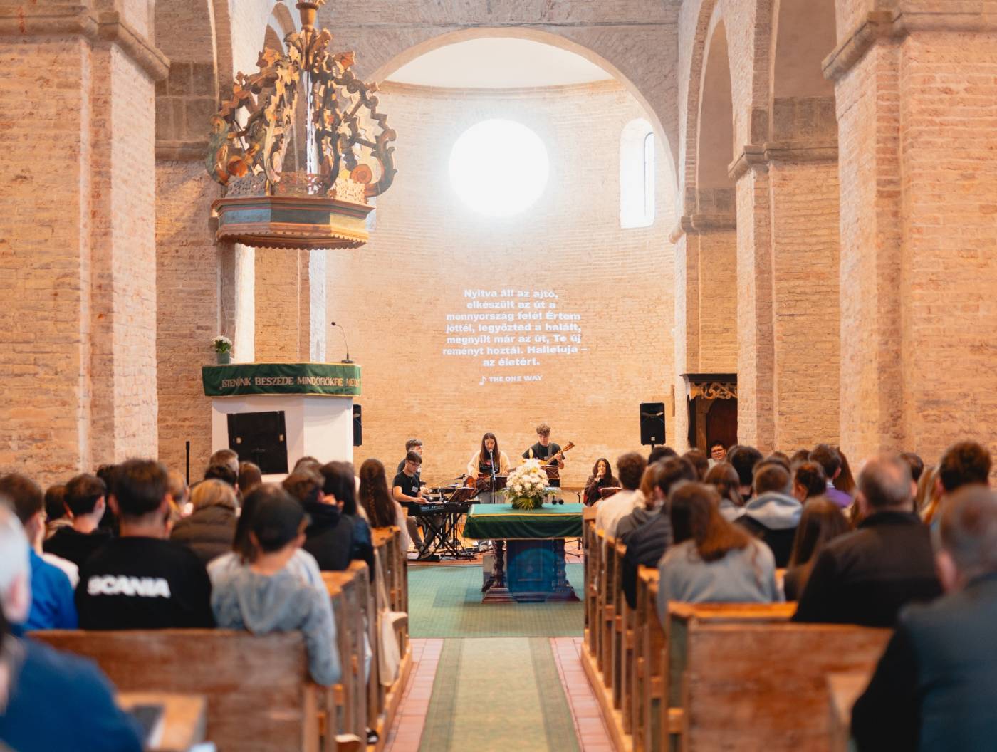 Egyházmegyei Ifinap