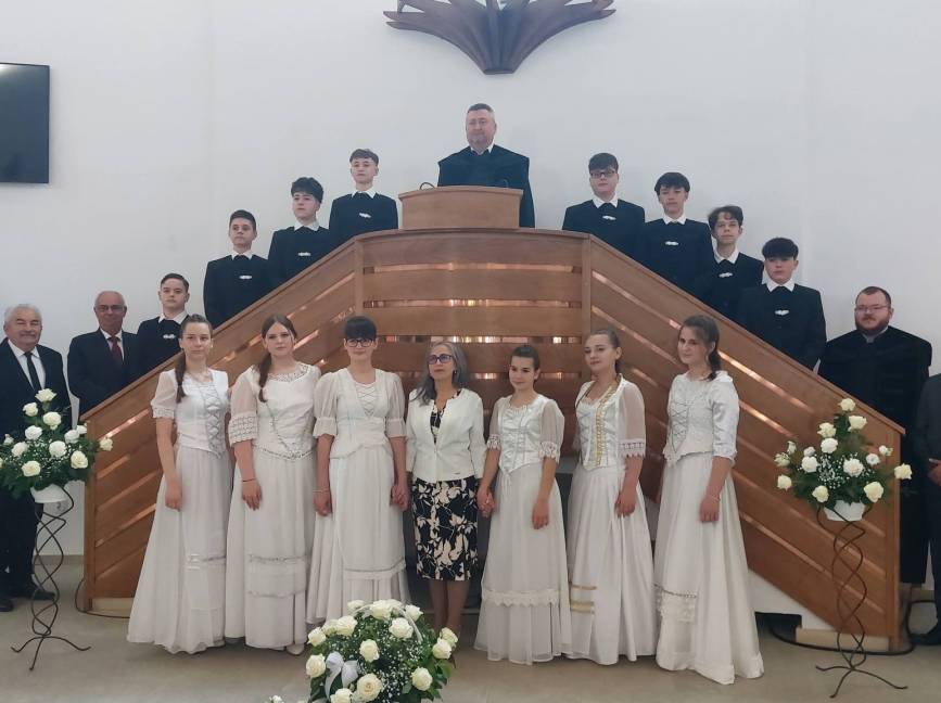 Konfirmáció Nagykároly-Kertvárosban