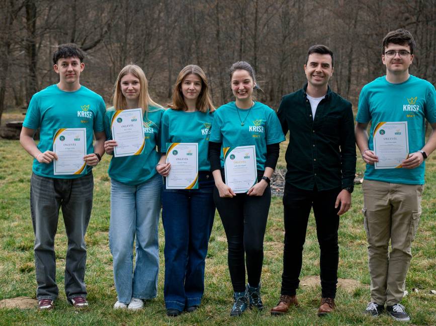 Sikerrel teljesítették a képzést